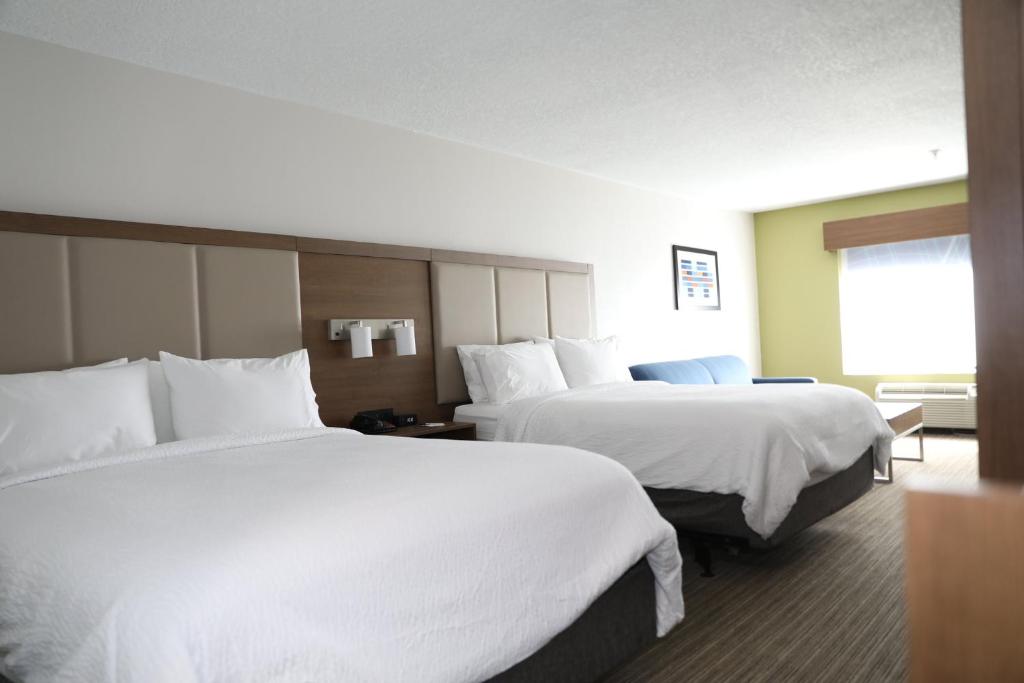 Holiday Inn Express Hotel & Suites Albuquerque Airport by IHG photo
