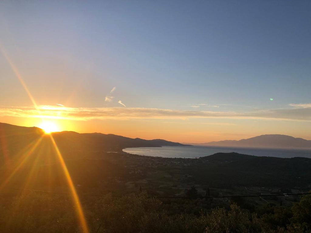 Peisaj natural din apropierea acestui apartament