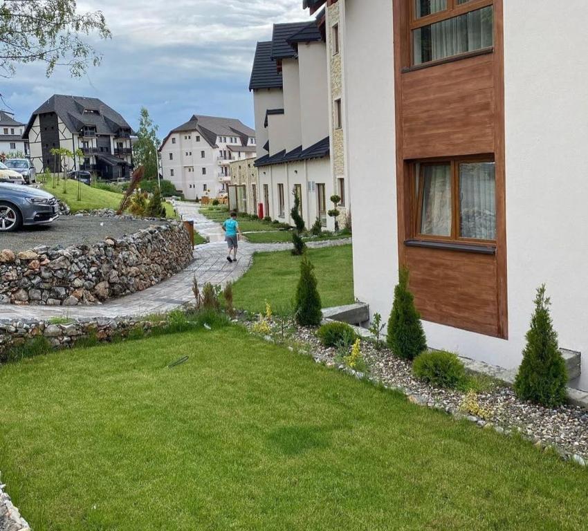 Zahrada ubytování Magic Kop - Milmari Resort