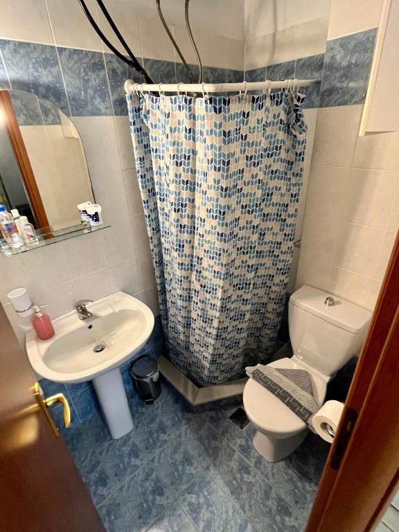 Koupelna v ubytování Pinpoint Rooms