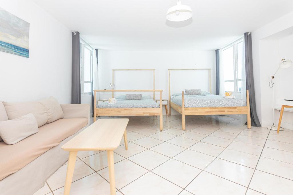 Girasole Apartments - 
