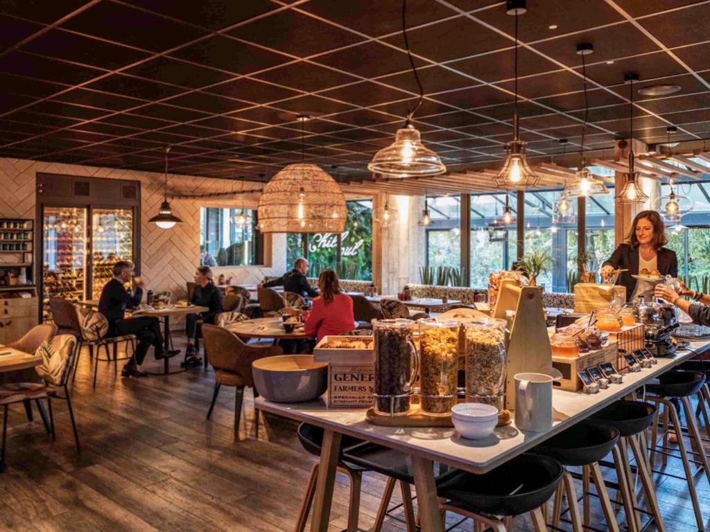 Restaurace v ubytování Novotel Valence Sud