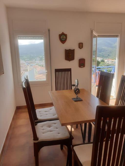 Fotografia z galérie ubytovania APARTAMENTO FAMILIAR CON VISTAS ESPECTACULARES v destinácii Cadaqués