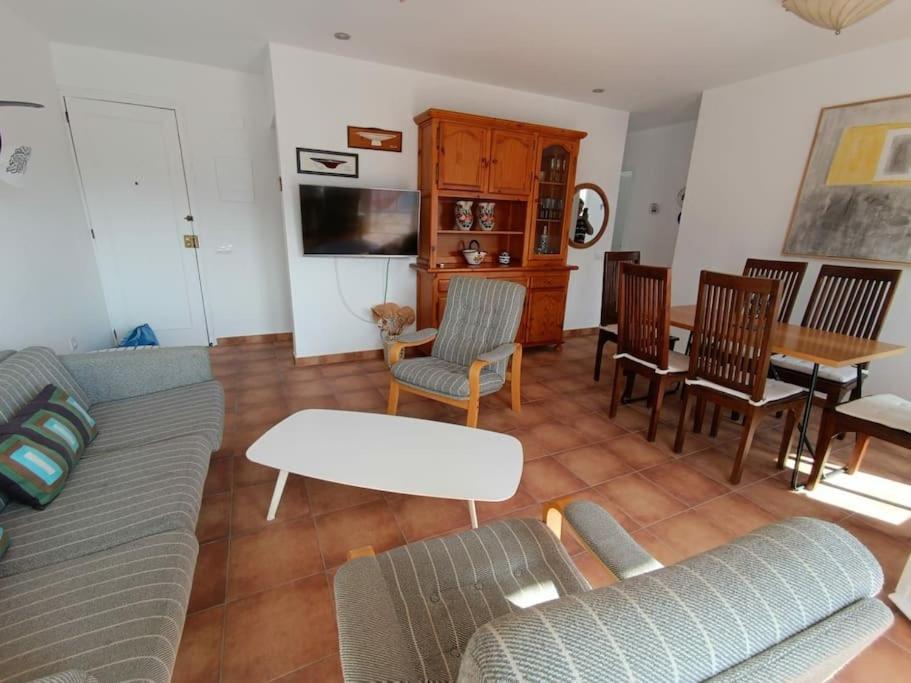 Fotografia z galérie ubytovania APARTAMENTO FAMILIAR CON VISTAS ESPECTACULARES v destinácii Cadaqués