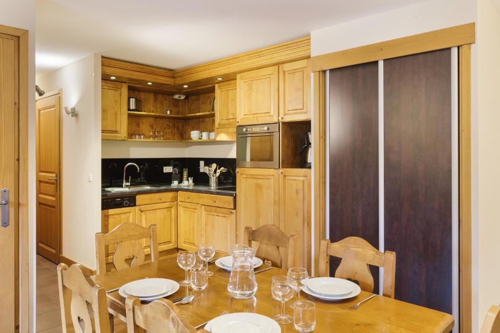 Vallorcine Apartments - Happy Rentals - Twee Slaapkamers Appartement