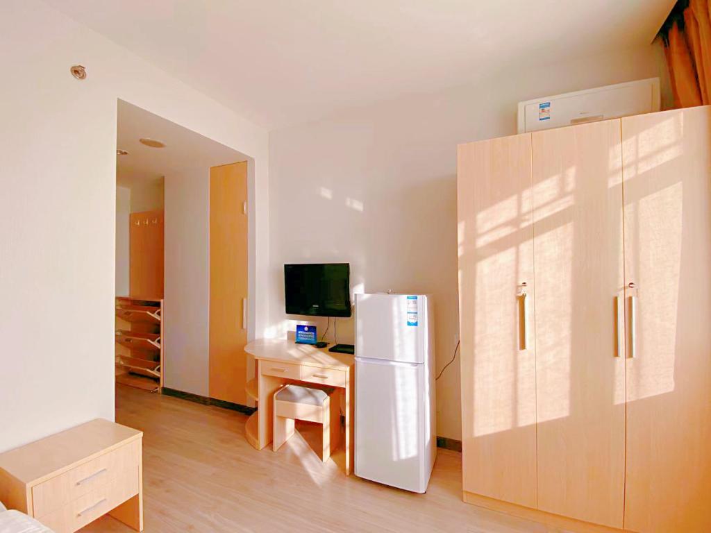Kuchyň nebo kuchyňský kout v ubytování King Parkview Hotel