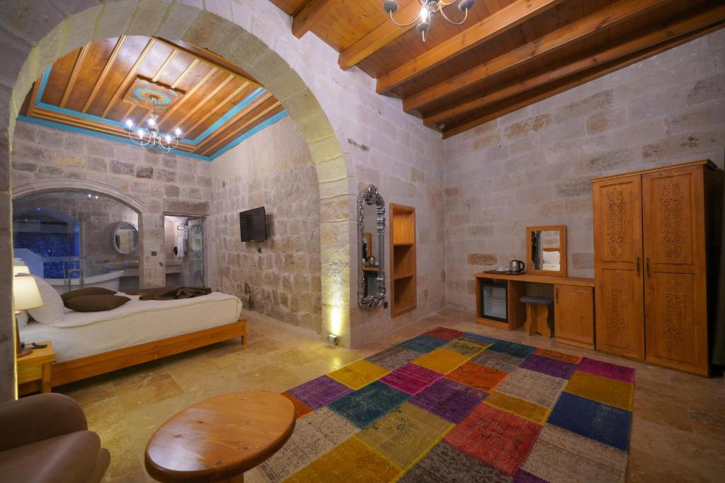 Cappadocia Secret Hill Cave Suites - 16