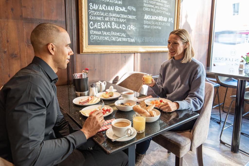 KING's Hotel First - Resim 20