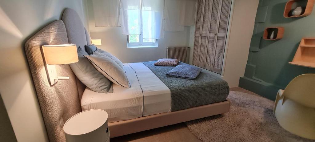 Ein Sitzbereich in der Unterkunft Villa Aigarden maison d&#39;hôtes