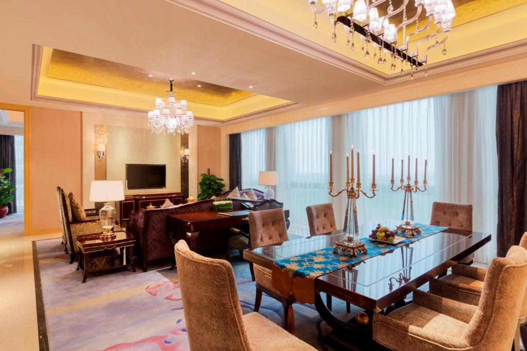 TV a/nebo společenská místnost v ubytování Wanda Realm Guangzhou Zengcheng