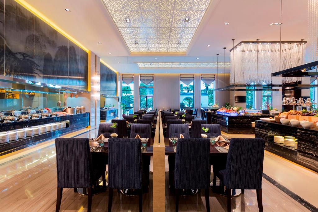 Restaurace v ubytování Wanda Realm Guangzhou Zengcheng