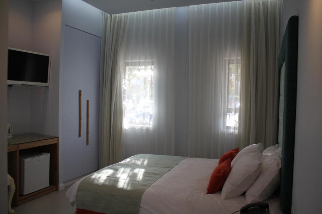 Private Beach Bat Galim Boutique Hotel - Superior Room