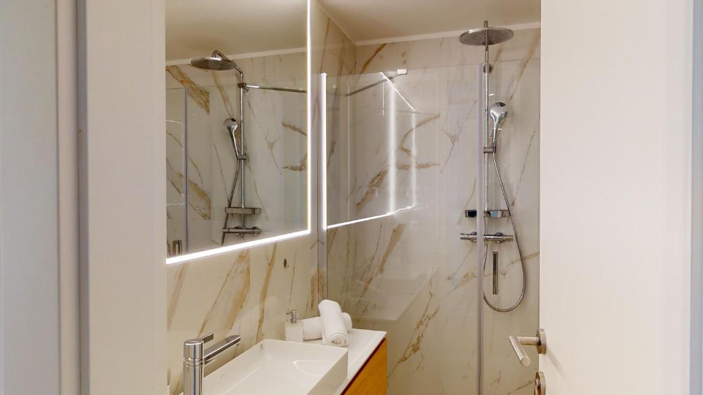 Koupelna v ubytování Villa Zoe Suites