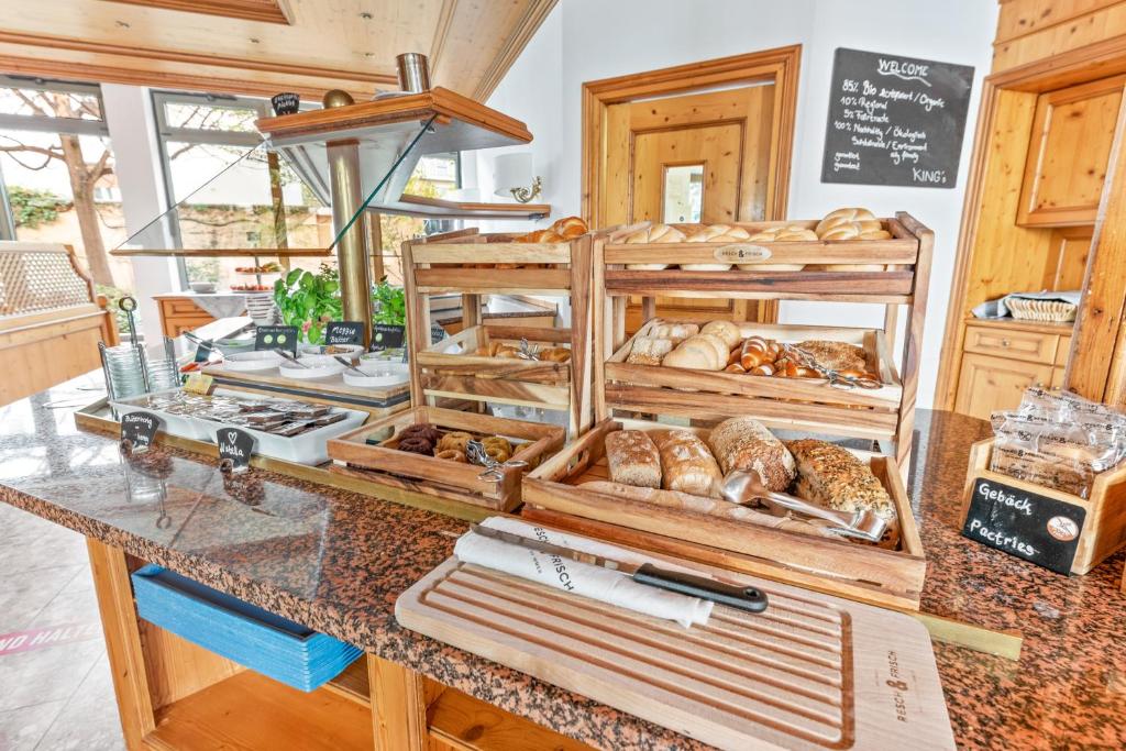 King's Hotel Center Superior - Resim 35