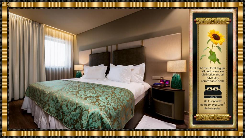 Hotel Jaguar Oporto - Airport to Hotel and City Center and Vice-Versa is a Free and Continuous Shuttle Service from 7AM to 8PM - Twin Room