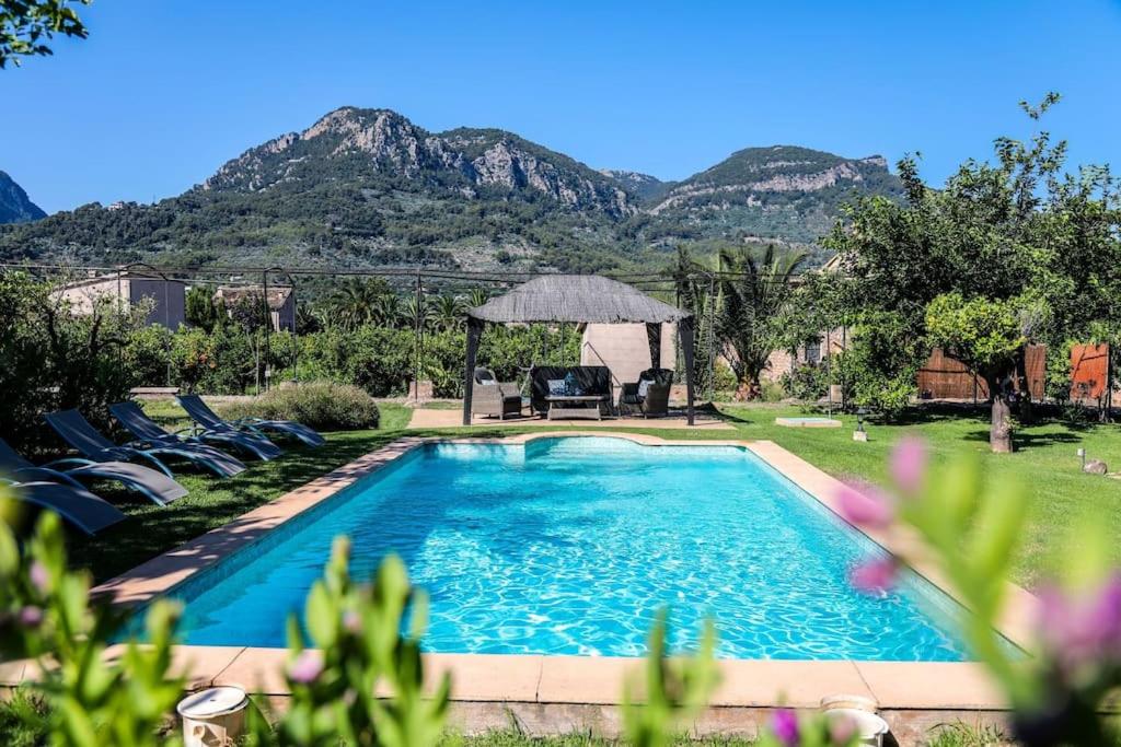 Gallery image of Villa Massana, excelentes vacaciones con piscina in Sóller