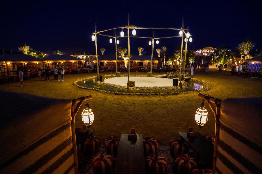 Fotografie z fotogalerie ubytování Al Khayma Camp "Elite Glamping & Dining in Experience" v destinaci Hunaywah
