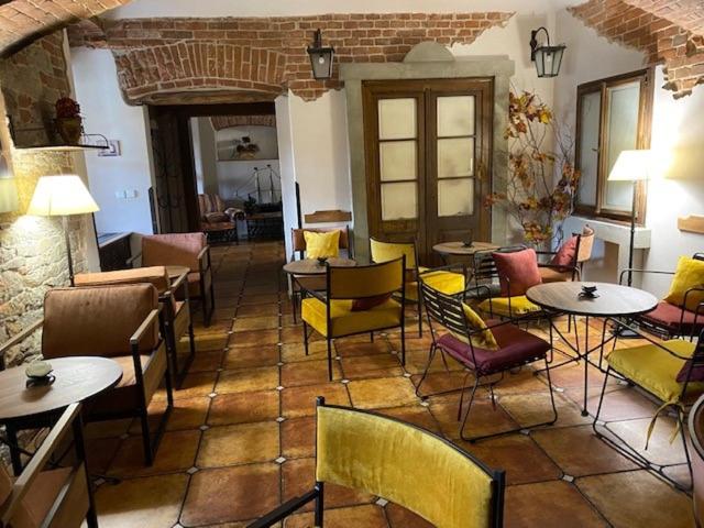 Posezení v ubytování Hotel Via Ironia