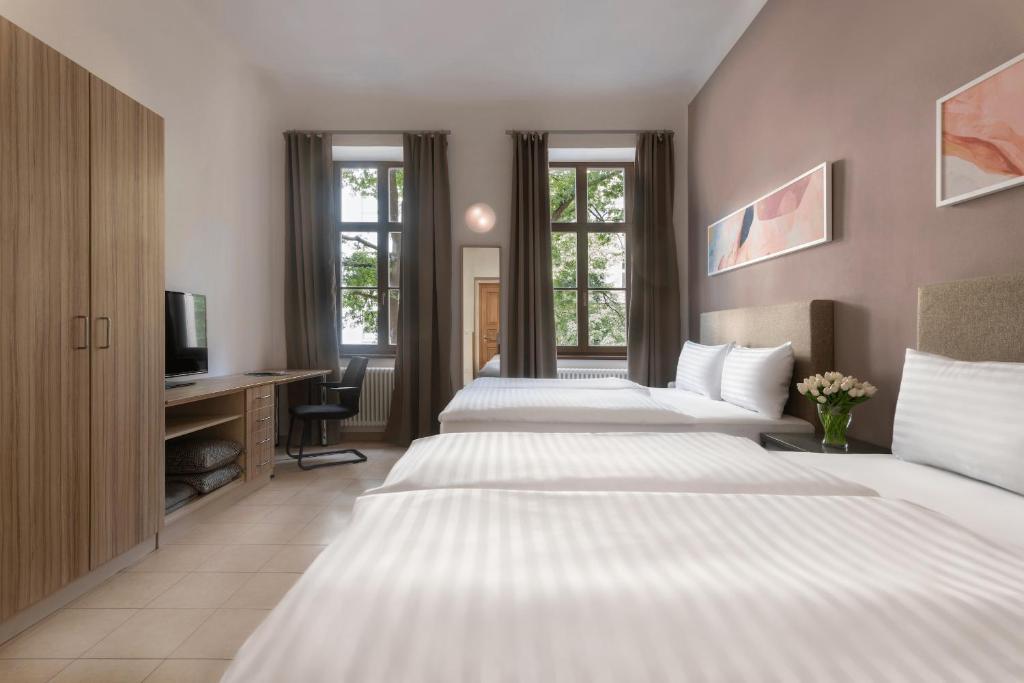 
Deluxe One Bedroom Apartment (5 Adults)
