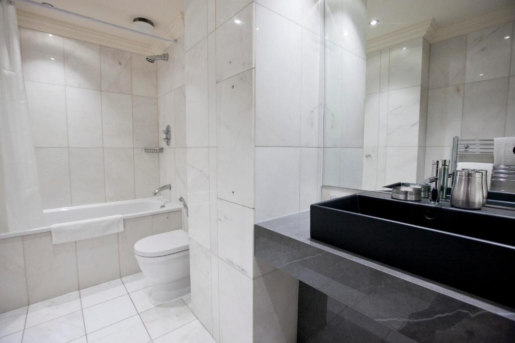 Sanctum Maida Vale - Deluxe Three-Bedroom Apartment