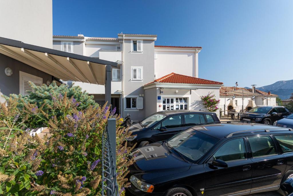 Nespecifikovaný výhled na hory nebo výhled na hory při pohledu z apartmánu