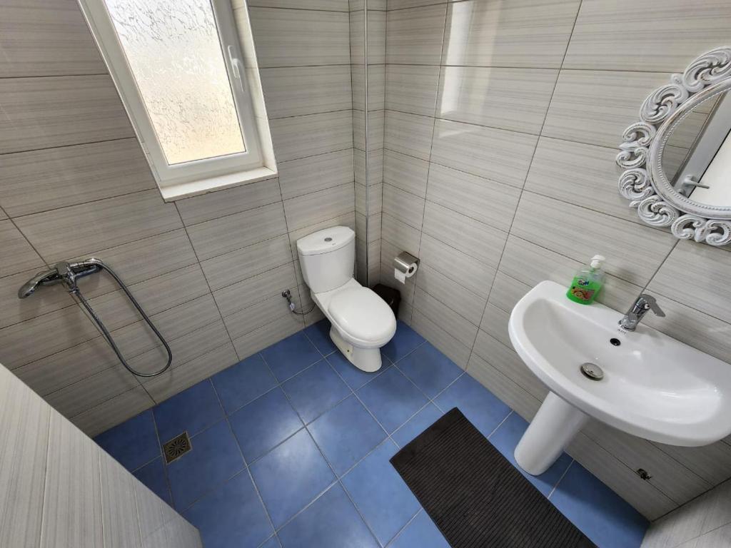 Forty Saints Sea View Apartment - Image 8