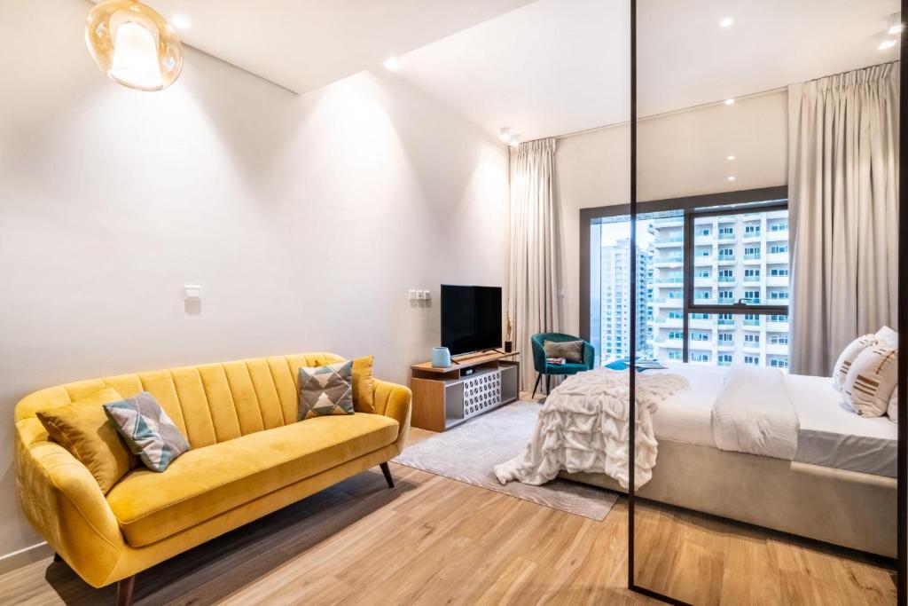 The Smart Concierge – Parkview Tower JVC