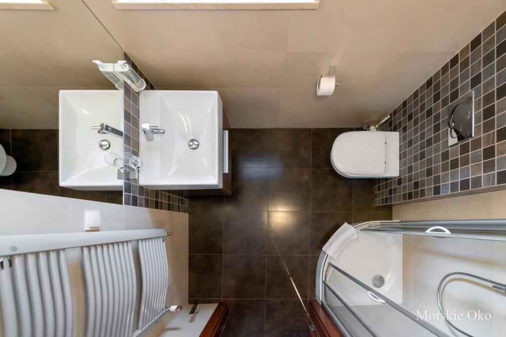Kúpeľňa v ubytovaní RentPlanet - Śpiący Rycerz