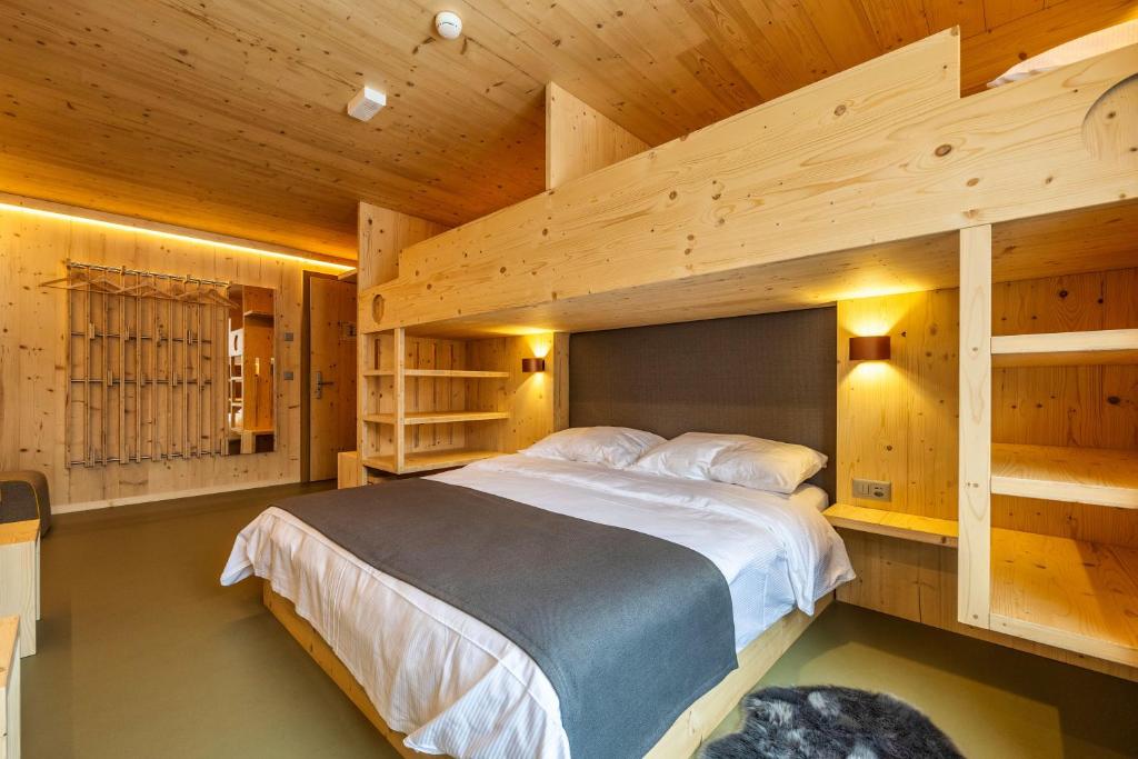 Postel nebo postele na pokoji v ubytování MAD Mount Hotel & Spa