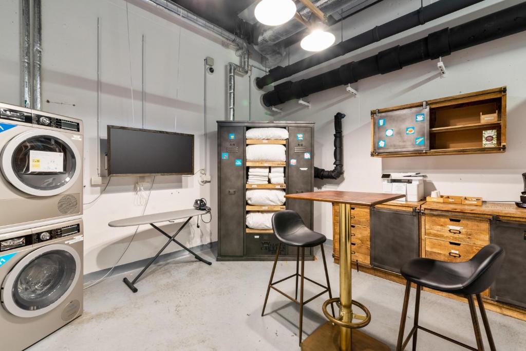 AdvaStay by KING's - Resim 38