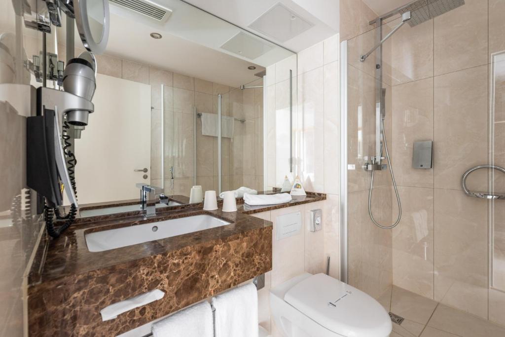 AdvaStay by KING's - Resim 43