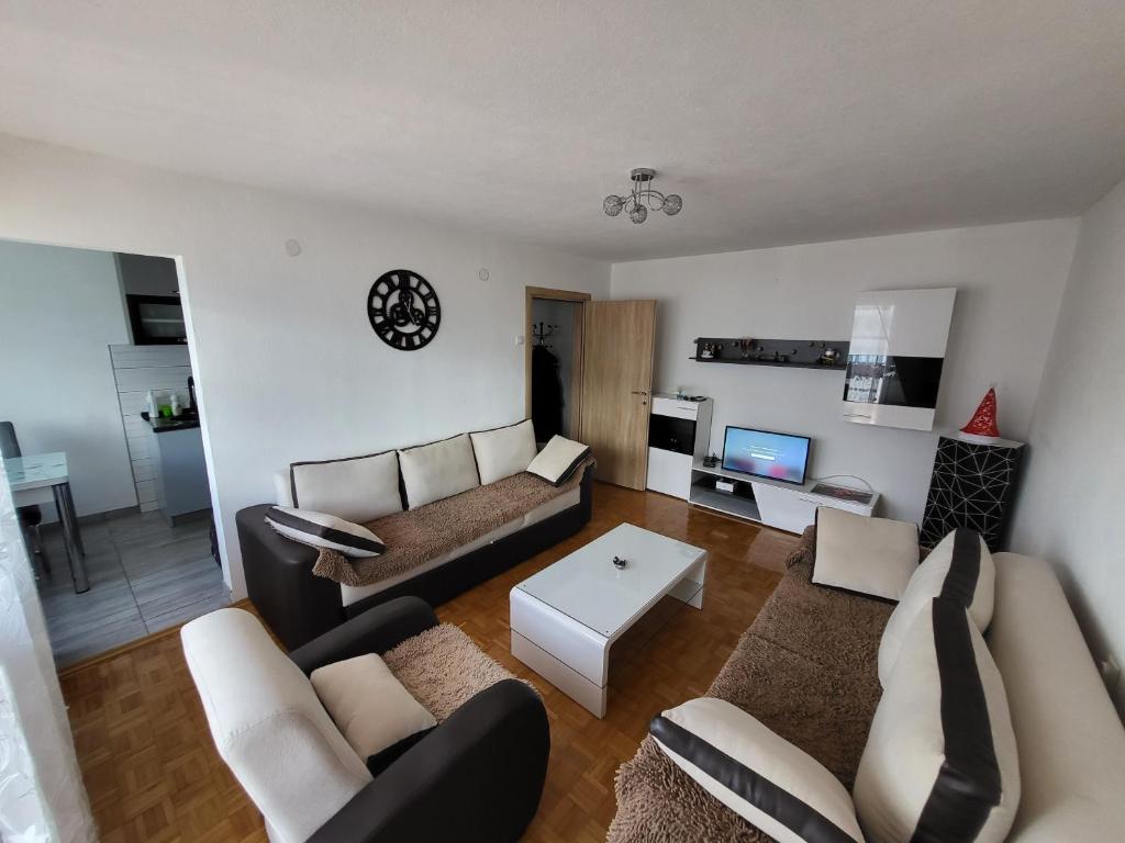 Apartment Blondy - Housity