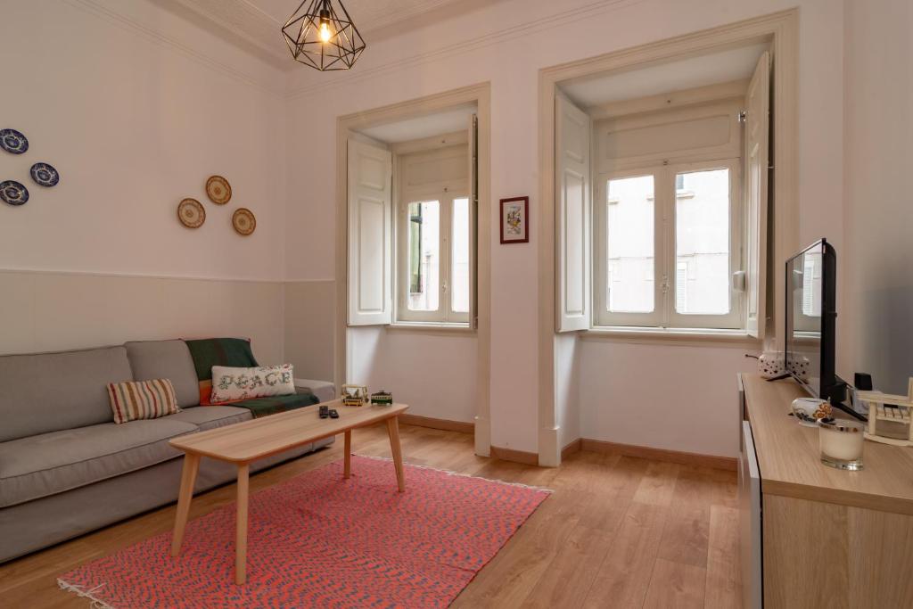 Spacious Apartments in Anjos by LovelyStay