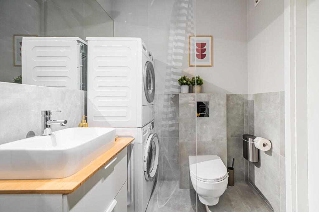 POLAKA Apartment ~ Self Check-In 24 ~ Car Park ~Lift - 11