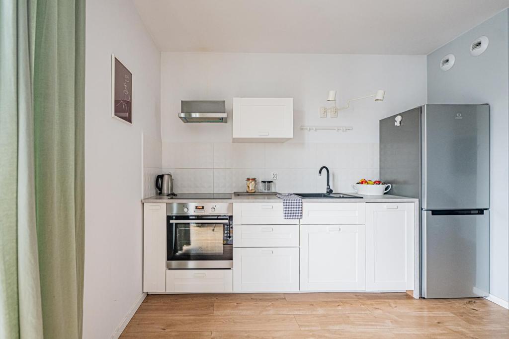 POLAKA Apartment ~ Self Check-In 24 ~ Car Park ~Lift - 3