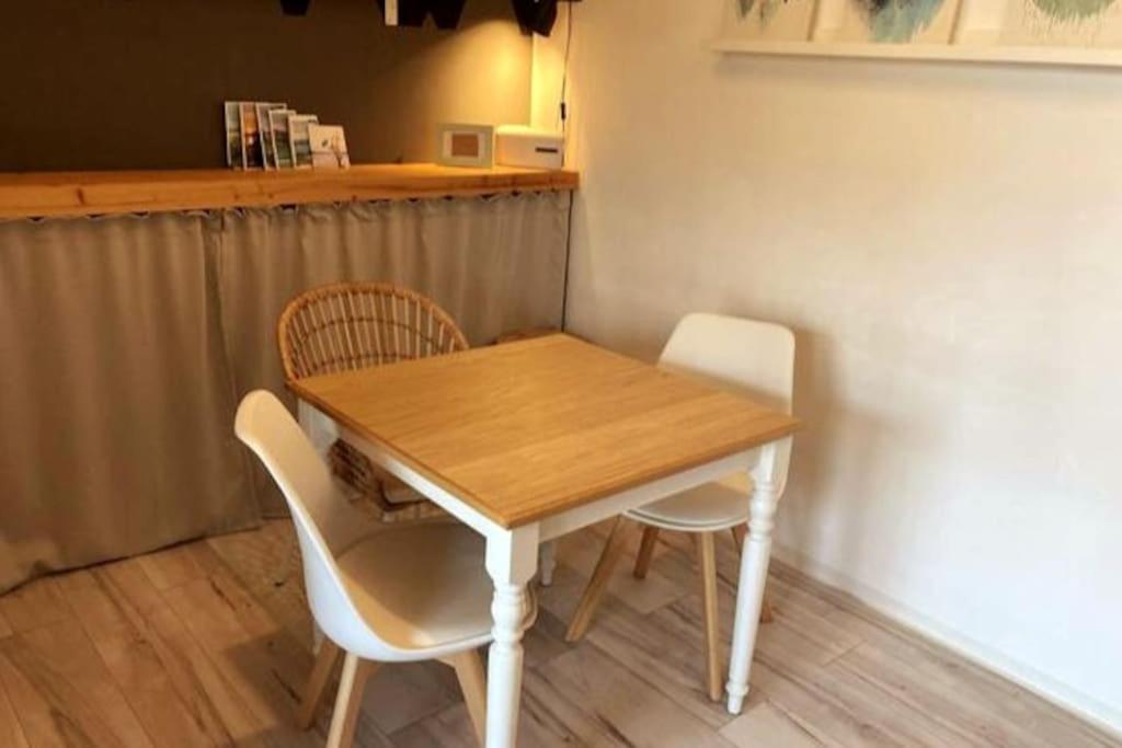 Kép Wohnung mit Balkon in Velden - Appartment BERGE byTILLY szállásáról Velden am Wörtherseeben a galériában