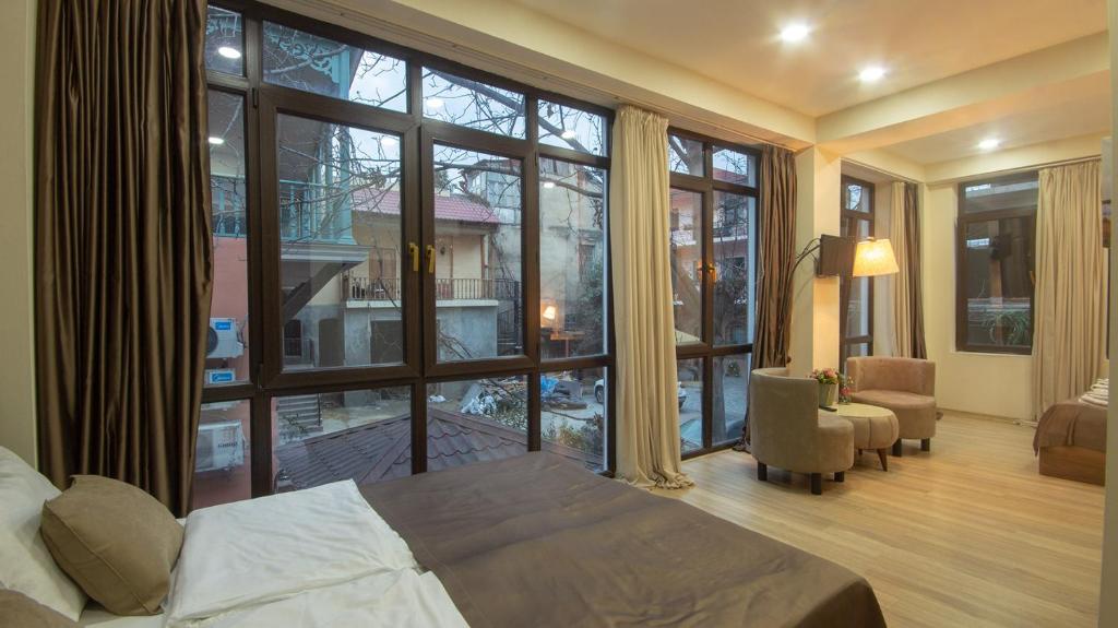 Terrace Tbilisi Center - Luxury Quadruple Room