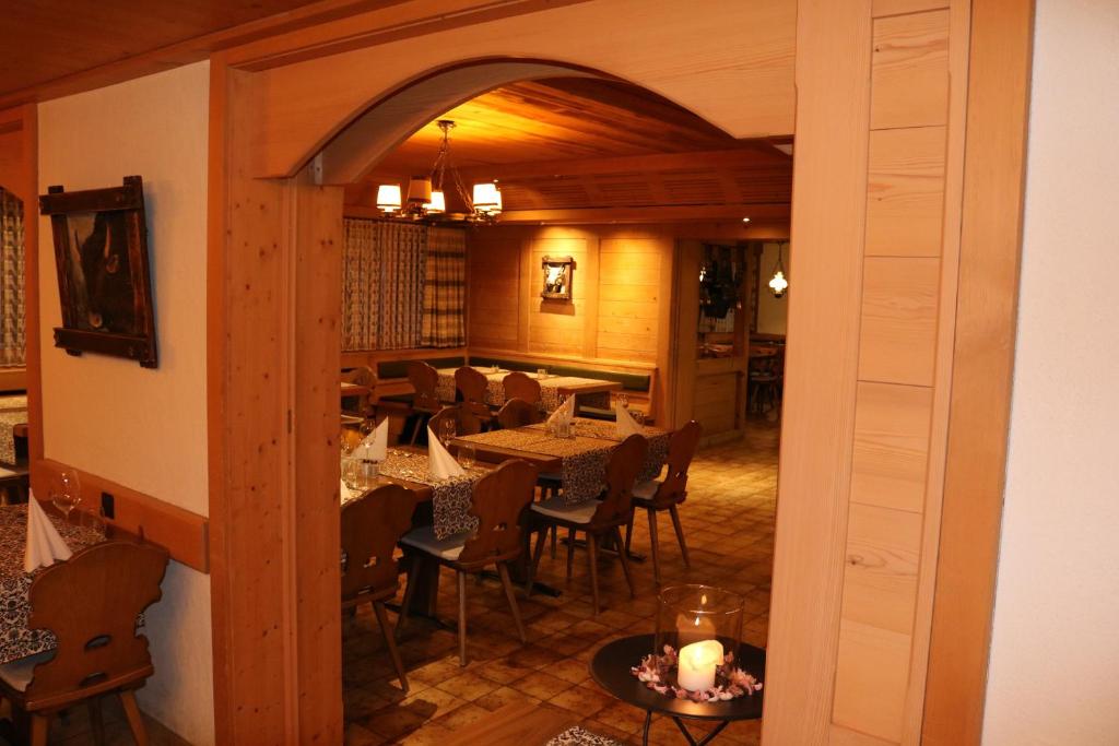 Restaurace v ubytování Hotel & Restaurant Diana