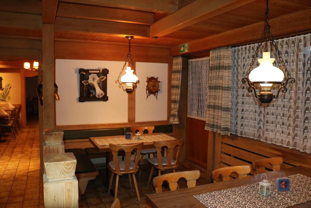 Restaurace v ubytování Hotel & Restaurant Diana