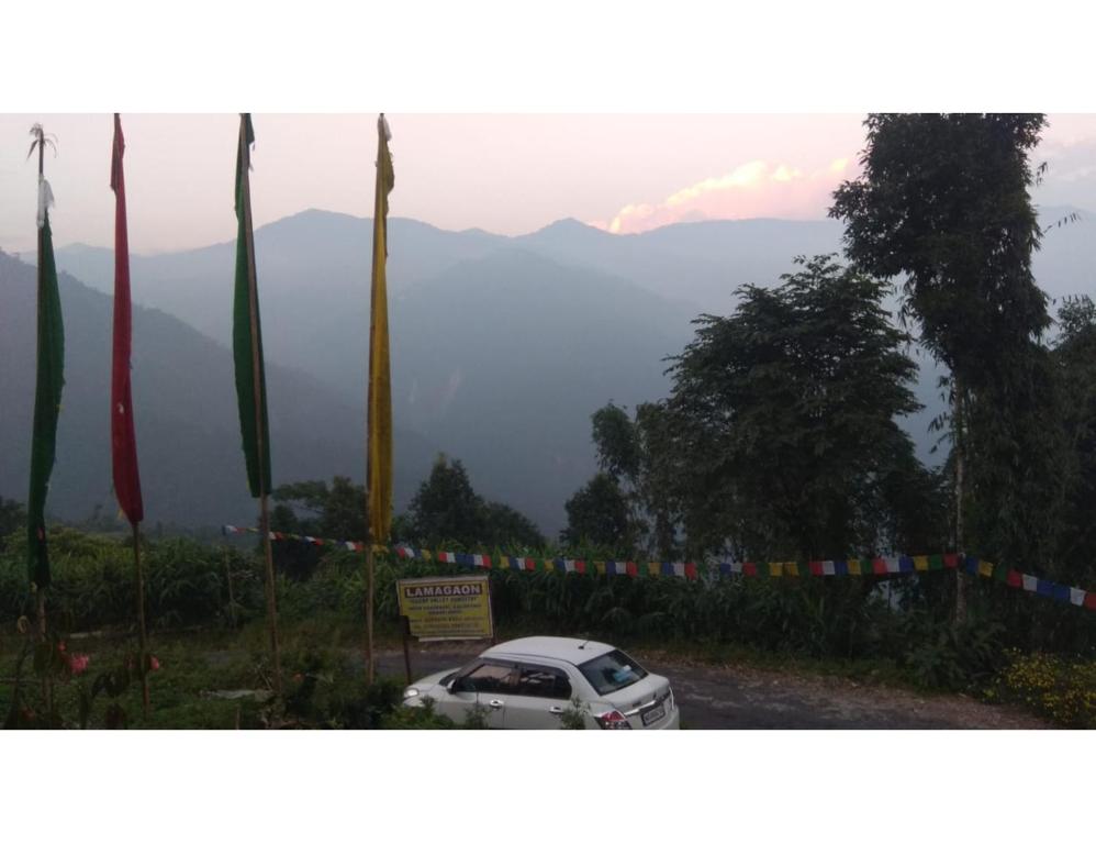 Silent Valley Resort,Lamagaon - Housity