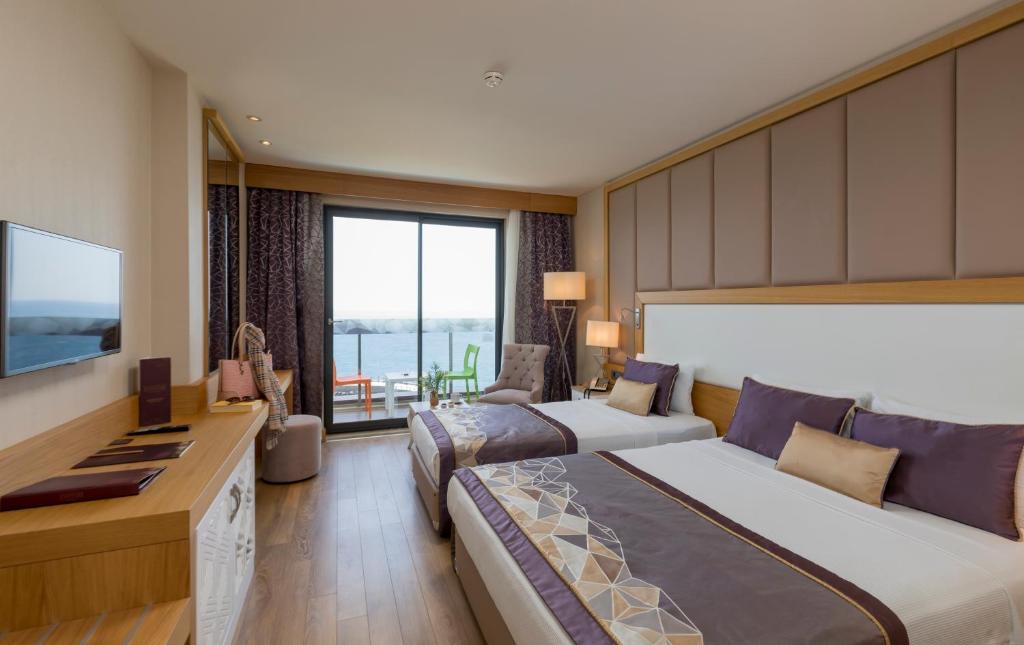 Sirius Deluxe Hotel - 