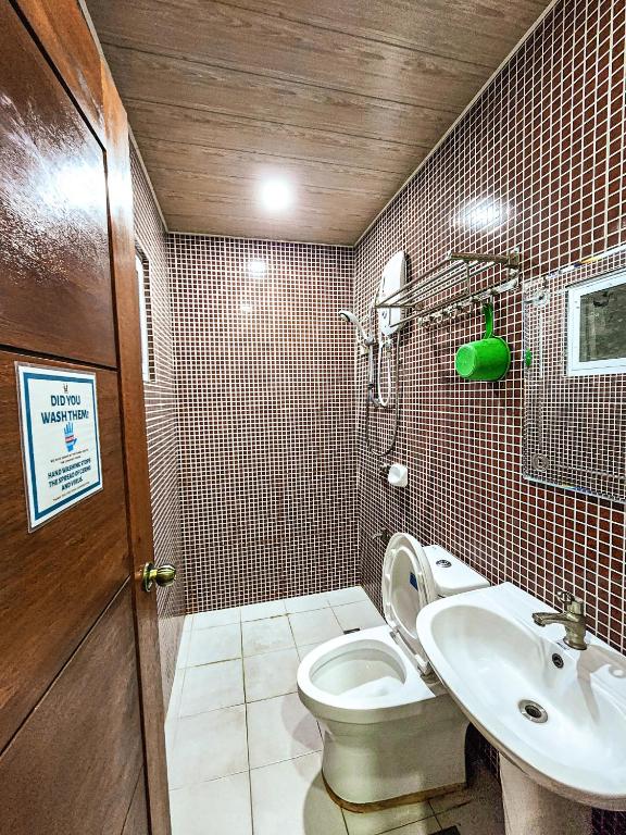 Koupelna v ubytování Hotel Urban