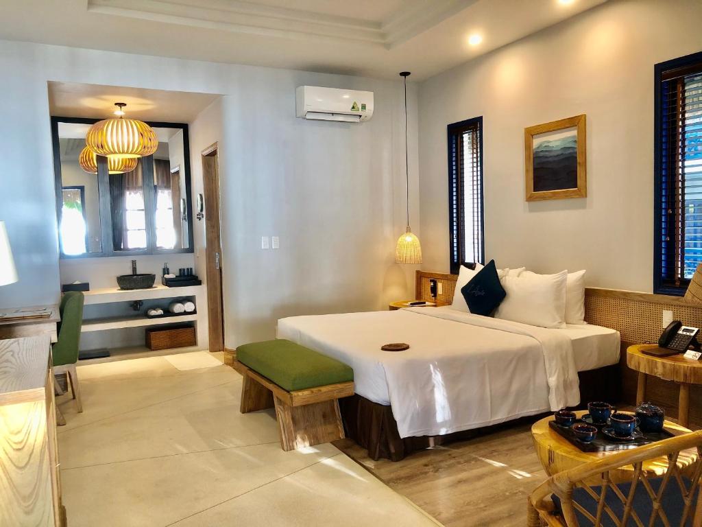 No Balcony Deluxe Garden View King