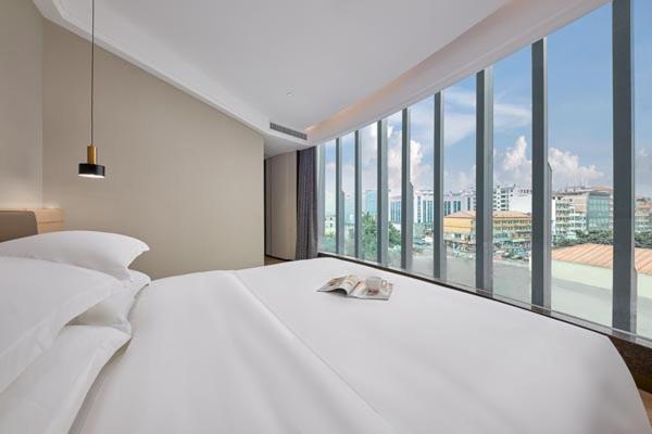 Fengyue Light Shang Hotel Guangzhou Baiyun Airport Store - Suite