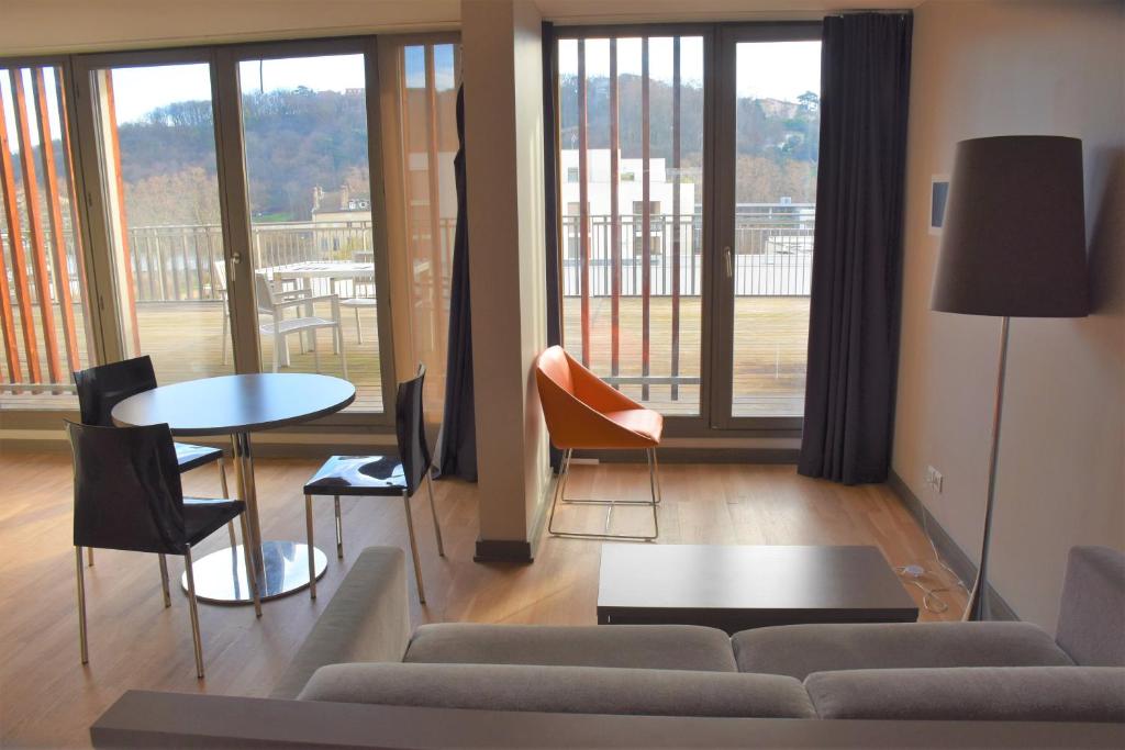 Adonis Lyon Dock Ouest - Resim 23