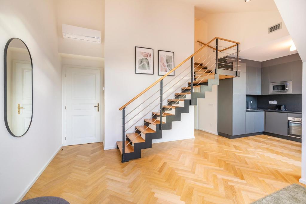 Petrin Tower Residence - Resim 44