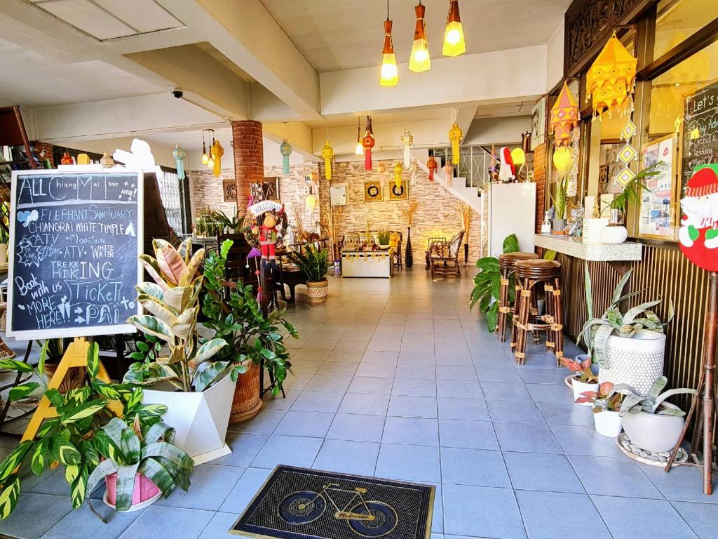 Bed and Terrace Guesthouse Chiang Mai - Resim 21