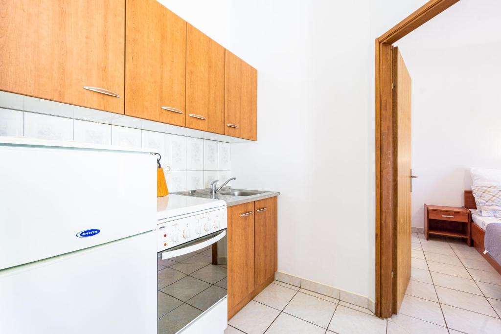 Kuchnia lub aneks kuchenny w obiekcie Krste perfect accommodation with a beautiful view