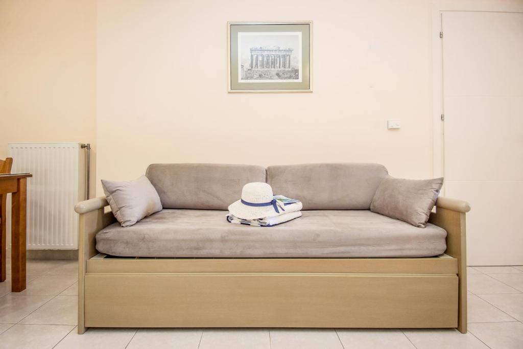 Rouchotas Apartments - 5