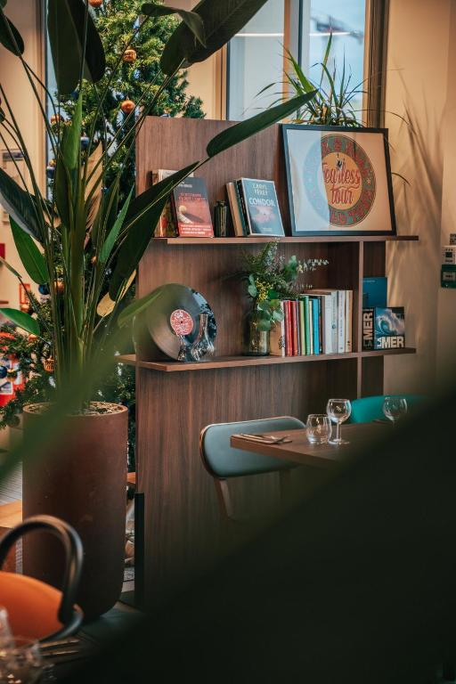 JOST Hotel Montpellier Centre St Roch - Resim 36